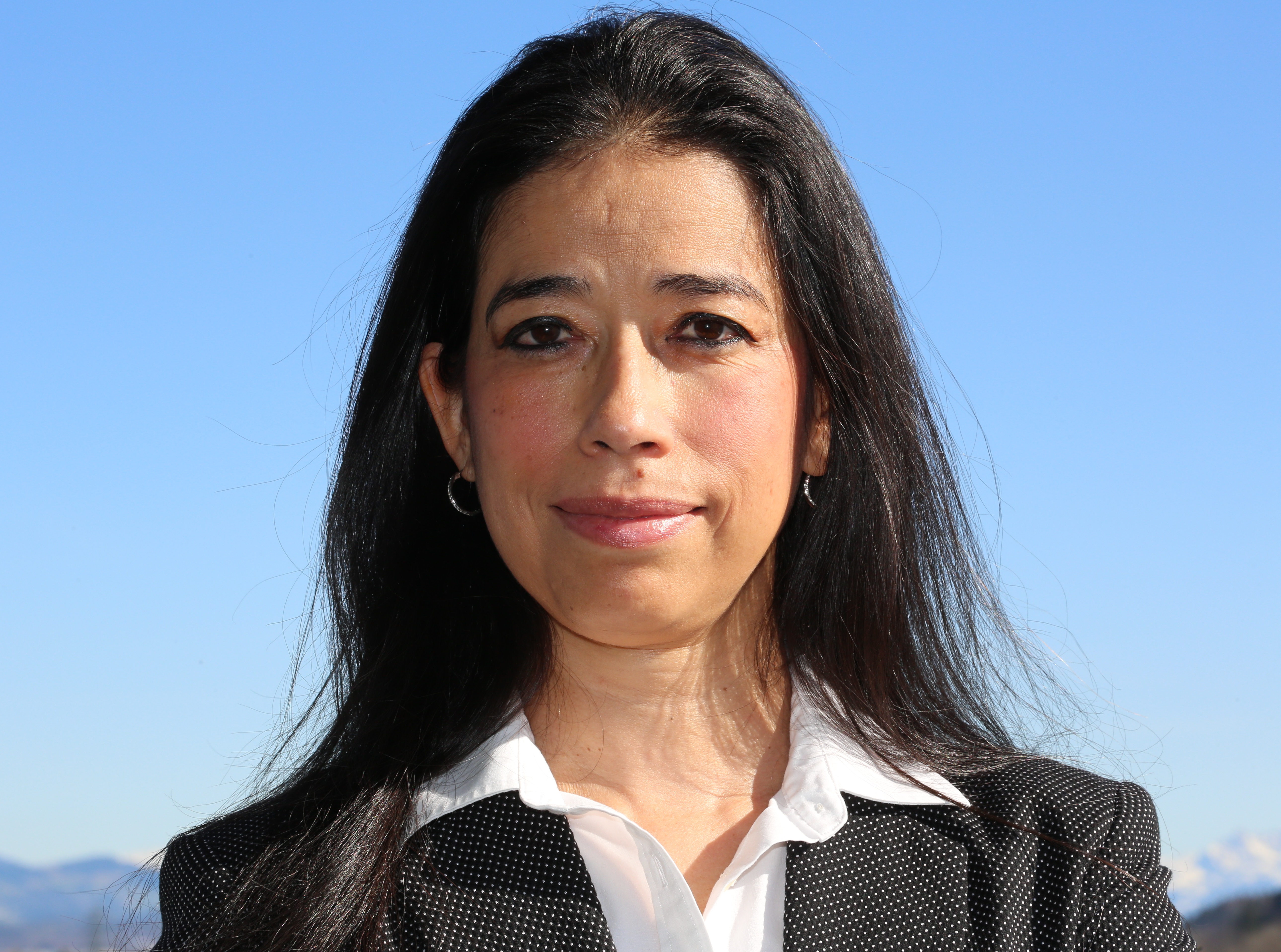 Portrait Medeiros.jpg